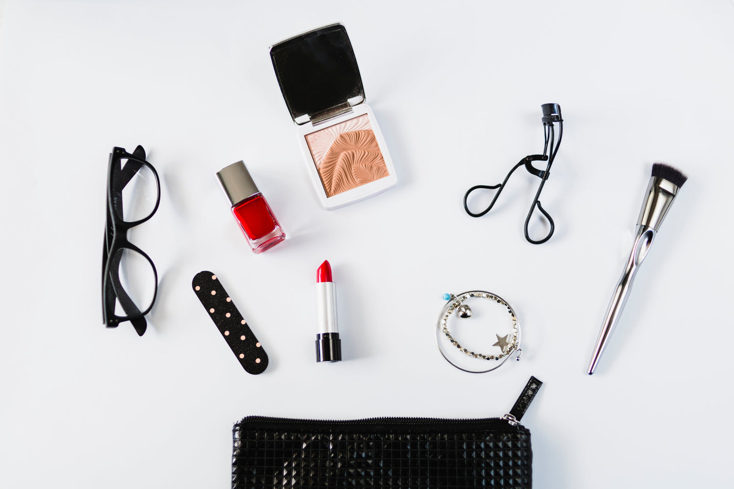 Everyday Essentials / الضروريات اليومية